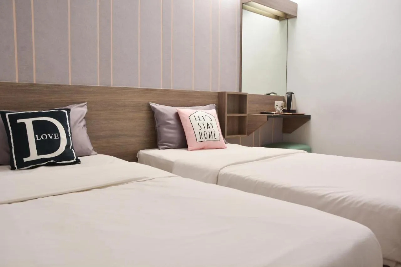 Duta Hotel Kuala Lumpur 2*,